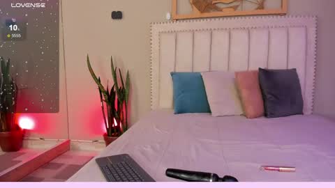    online show from February 26, 10:42 pm