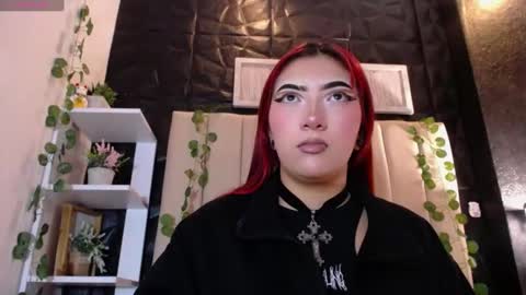 Mia online show from February 22, 10:09 pm