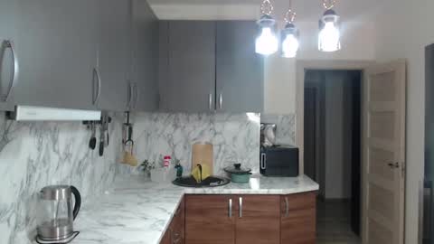 Joni online show from January 17, 5:42 am