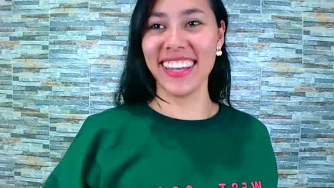 Snapshot of _joy_iva chatting on March 4, 7:22 pm joy online show from March 4, 7:22 pm