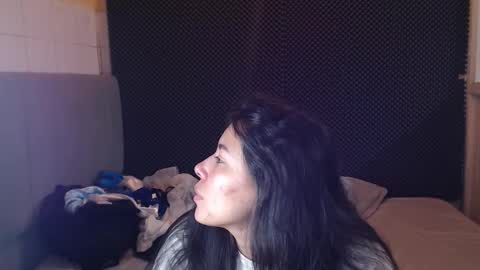 Snapshot of _joy_iva chatting on November 27, 12:02 am joy online show from November 27, 12:02 am