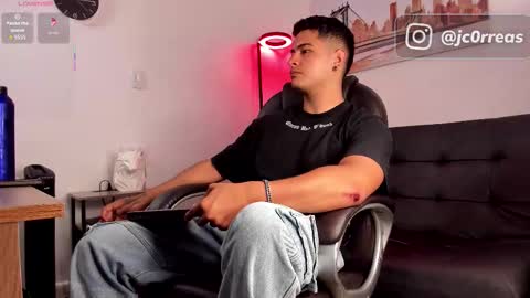 _juanes__ online show from November 24, 8:30 pm