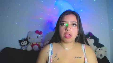 _juli17_ online show from February 7, 9:29 pm