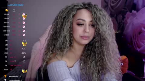 _just_a_queen_3 online show from March 6, 6:26 pm