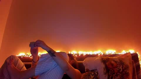 _just_a_simple_girl online show from January 5, 6:56 pm