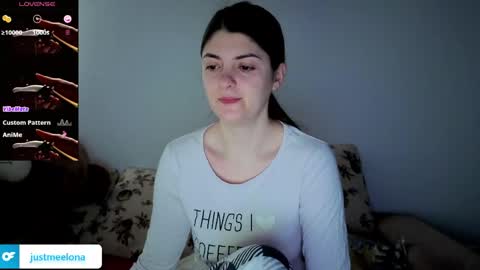 _just_a_simple_girl online show from April 17, 5:54 am