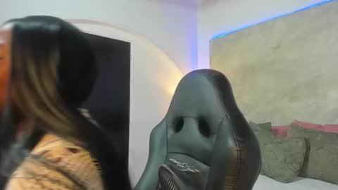 Kanela Anderson online show from October 28, 1:58 pm