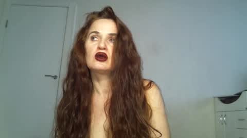 KAPELKA   online show from February 4, 10:10 am