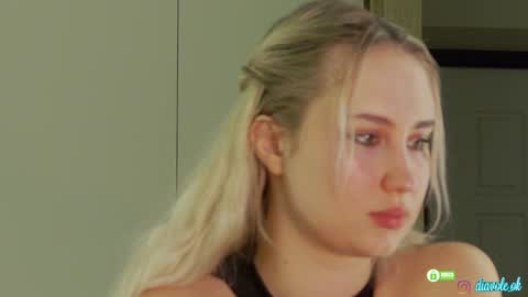 Kate online show from January 4, 5:26 pm