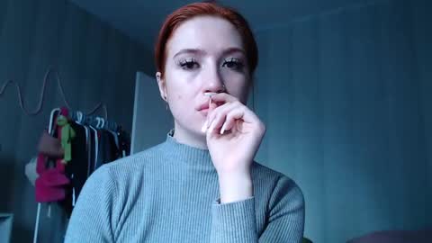 Snapshot of _katemiller_ chatting on December 27, 5:31 am katemiller online show from December 27, 5:31 am