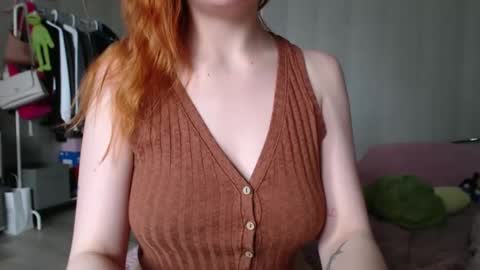 Snapshot of _katemiller_ chatting on March 5, 8:32 am katemiller online show from March 5, 8:32 am