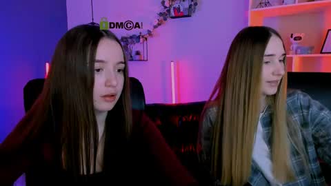 _kellykitten_ online show from April 17, 9:01 am