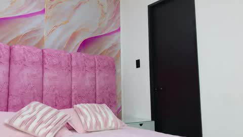 Kendall online show from March 19, 12:09 pm