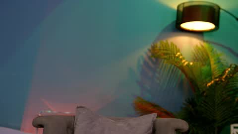 Snapshot of _keti_ chatting on February 15, 10:21 pm FANSLY --- anal in private 700 tokens online show from February 15, 10:21 pm