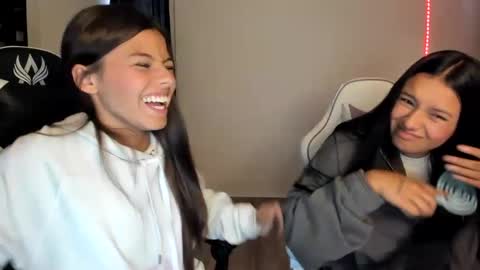 Snapshot of _khloe_sweet chatting on February 25, 9:13 pm khloe sweet online show from February 25, 9:13 pm