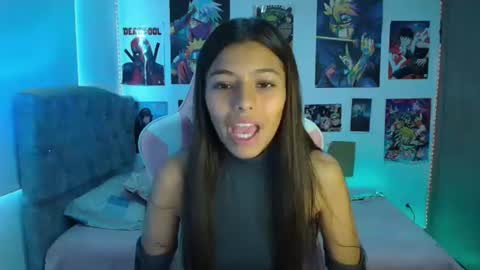 Snapshot of _khloe_sweet chatting on February 27, 4:53 pm khloe sweet online show from February 27, 4:53 pm