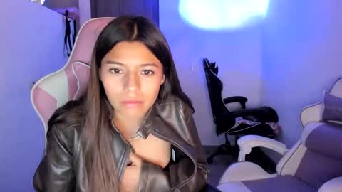 Snapshot of _khloe_sweet chatting on September 18, 12:23 am khloe sweet online show from September 18, 12:23 am