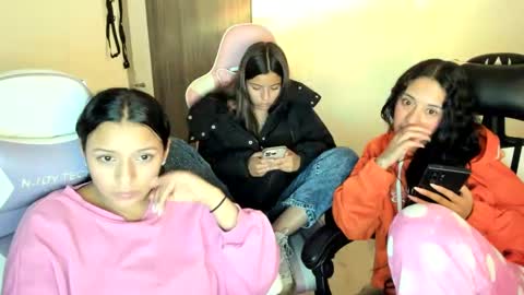 Snapshot of _khloe_sweet chatting on October 2, 2:18 am khloe sweet online show from October 2, 2:18 am