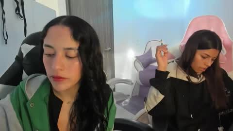 Snapshot of _khloe_sweet chatting on November 11, 8:42 pm khloe sweet online show from November 11, 8:42 pm
