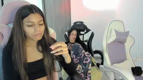 Snapshot of _khloe_sweet chatting on December 2, 8:26 pm khloe sweet online show from December 2, 8:26 pm