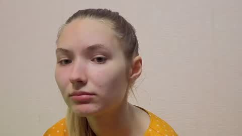 Snapshot of _kikiclark_ chatting on July 12, 7:16 pm _kikiclark_ online show from July 12, 7:16 pm