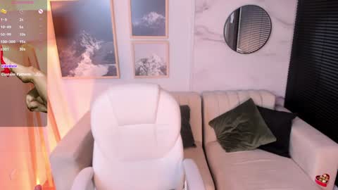 Snapshot of _kiramoon__ chatting on January 7, 11:14 pm Kiraaaa 0 online show from January 7, 11:14 pm