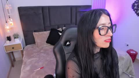 Kiraaaa 0 online show from April 12, 5:40 pm