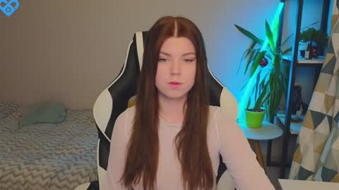 Molly   Emily online show from January 17, 1:46 pm