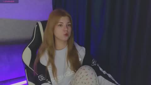 Molly   Emily online show from October 14, 1:56 pm