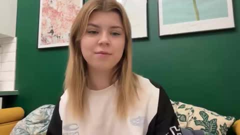 Molly   Emily online show from March 29, 10:54 pm