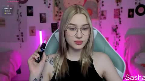 Snapshot of _kitekat_ chatting on November 8, 11:10 am _kitekat_ online show from November 8, 11:10 am