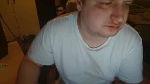 Snapshot of _kitsu_ chatting on November 16, 10:10 am _kitsu_ online show from November 16, 10:10 am