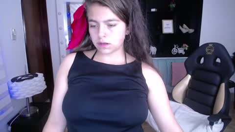 Snapshot of _kitten_1 chatting on February 16, 4:20 am _kitten_1 online show from February 16, 4:20 am