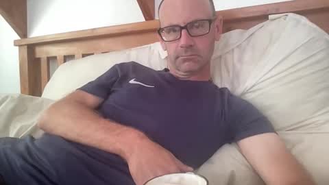 Kiwi online show from March 15, 8:48 pm