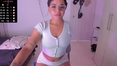 Snapshot of _koriinn_ chatting on July 8, 6:23 pm koriinn online show from July 8, 6:23 pm