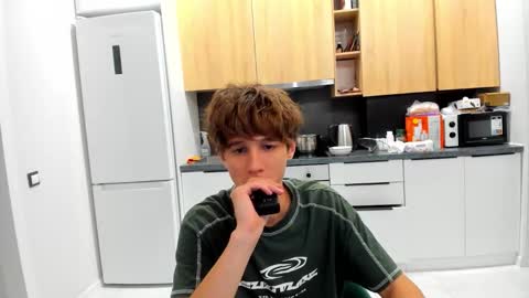 Snapshot of _kurt chatting on September 11, 12:44 am Kurt online show from September 11, 12:44 am