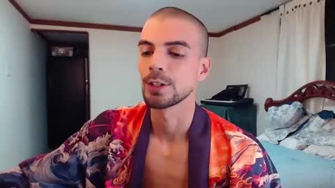 KURT online show from February 7, 1:42 am