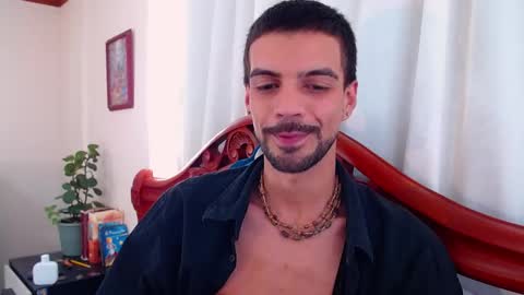 Snapshot of _kurt420 chatting on May 12, 12:24 pm KURT online show from May 12, 12:24 pm