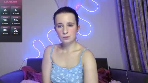 Snapshot of _kylle_ chatting on November 5, 7:14 pm _kylle_ online show from November 5, 7:14 pm