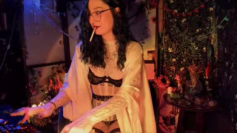 Lady Luna online show from October 12, 11:59 pm