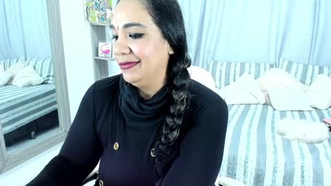 NAILHA SAJANI  online show from December 4, 3:32 pm