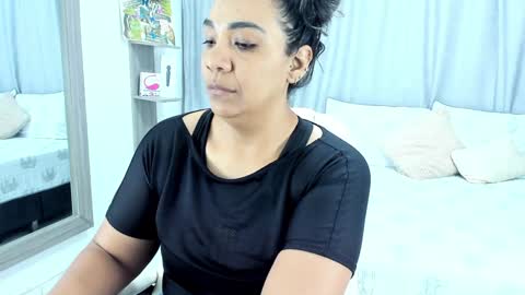 NAILHA SAJANI  online show from December 7, 12:02 pm