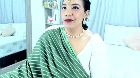 NAILHA SAJANI  online show from December 7, 3:08 pm