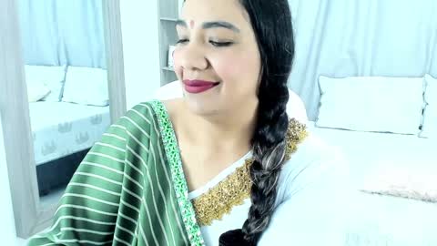 NAILHA SAJANI  online show from December 12, 2:11 pm