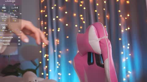 Snapshot of _lala_land_ chatting on December 6, 4:17 pm Im sweet Lettie ntmu - online show from December 6, 4:17 pm