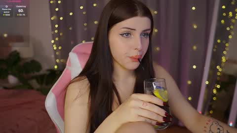 Snapshot of _lala_land_ chatting on January 22, 11:45 am Im sweet Lettie ntmu - online show from January 22, 11:45 am