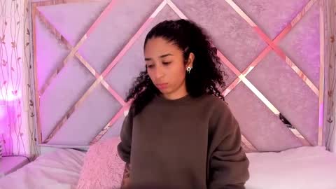 Lanna  online show from January 13, 12:51 am