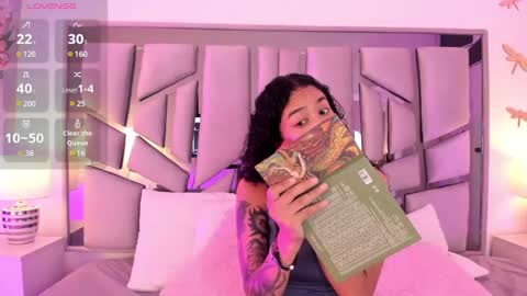 Lanna  online show from January 14, 11:31 am