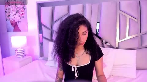 Lanna  online show from January 30, 11:22 am