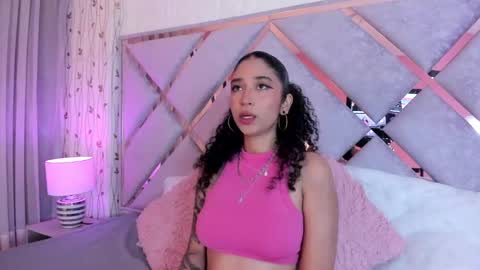 Lanna  online show from February 10, 12:30 am